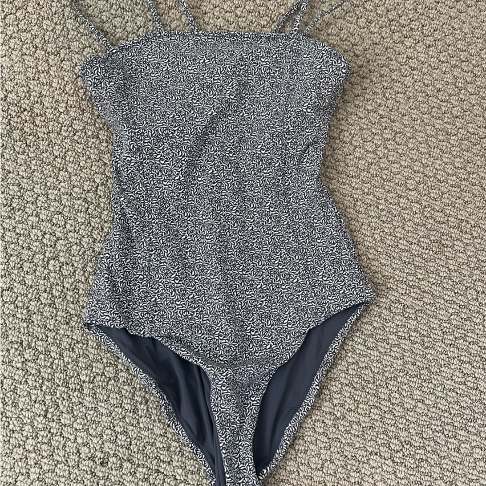 Vuori Black and White Pattern One-Piece Swimsuit